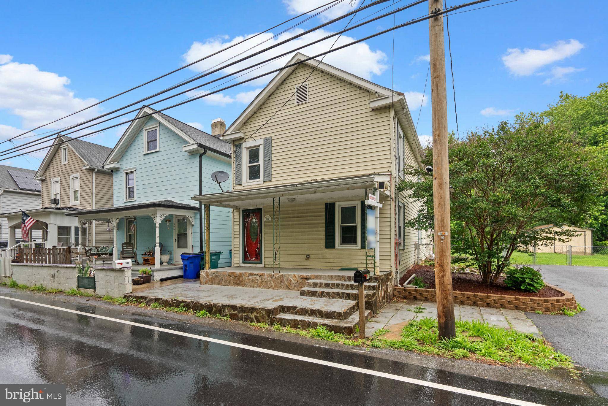 Knoxville, MD 21758,810 KNOXVILLE RD