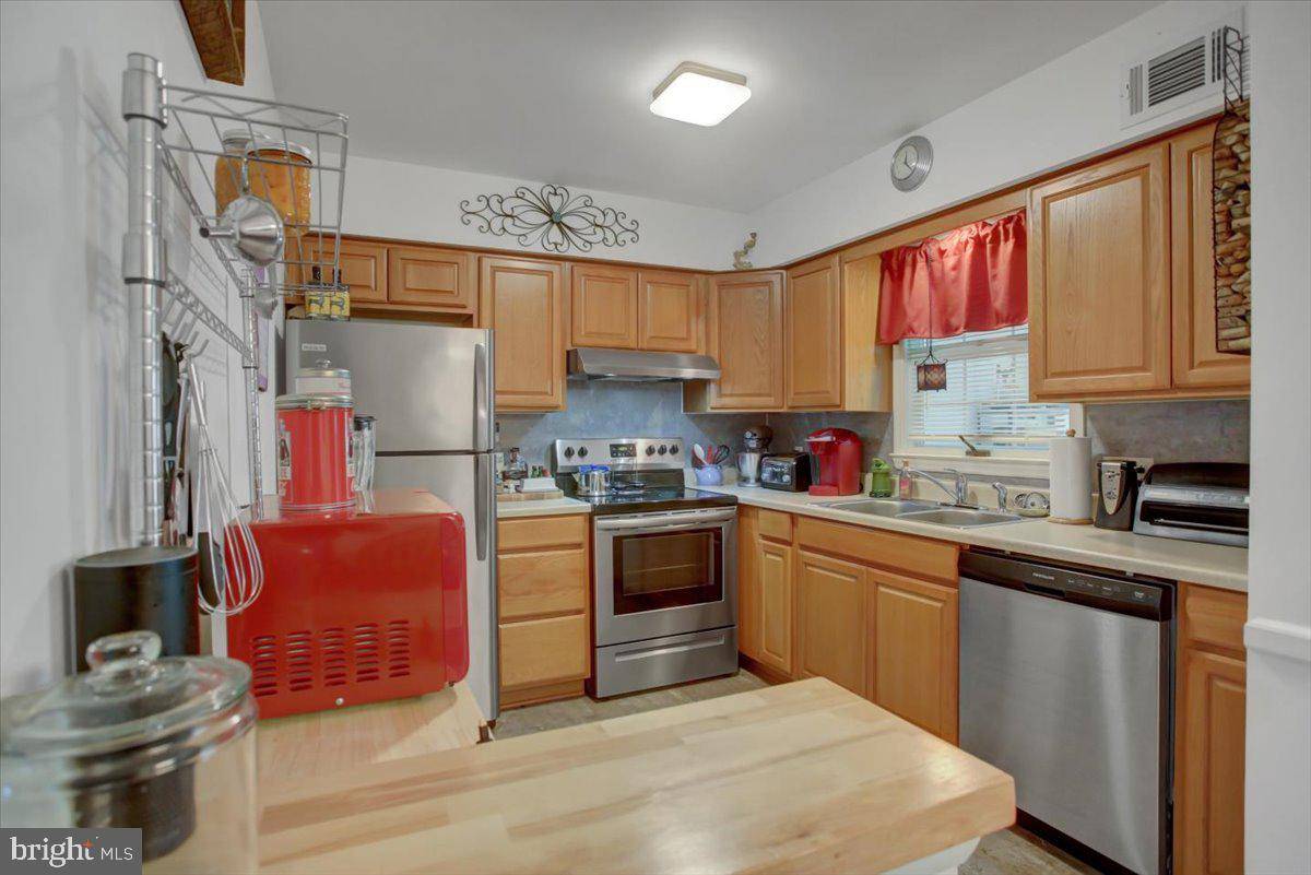 Chambersburg, PA 17202,731 HIGHLAND AVENUE