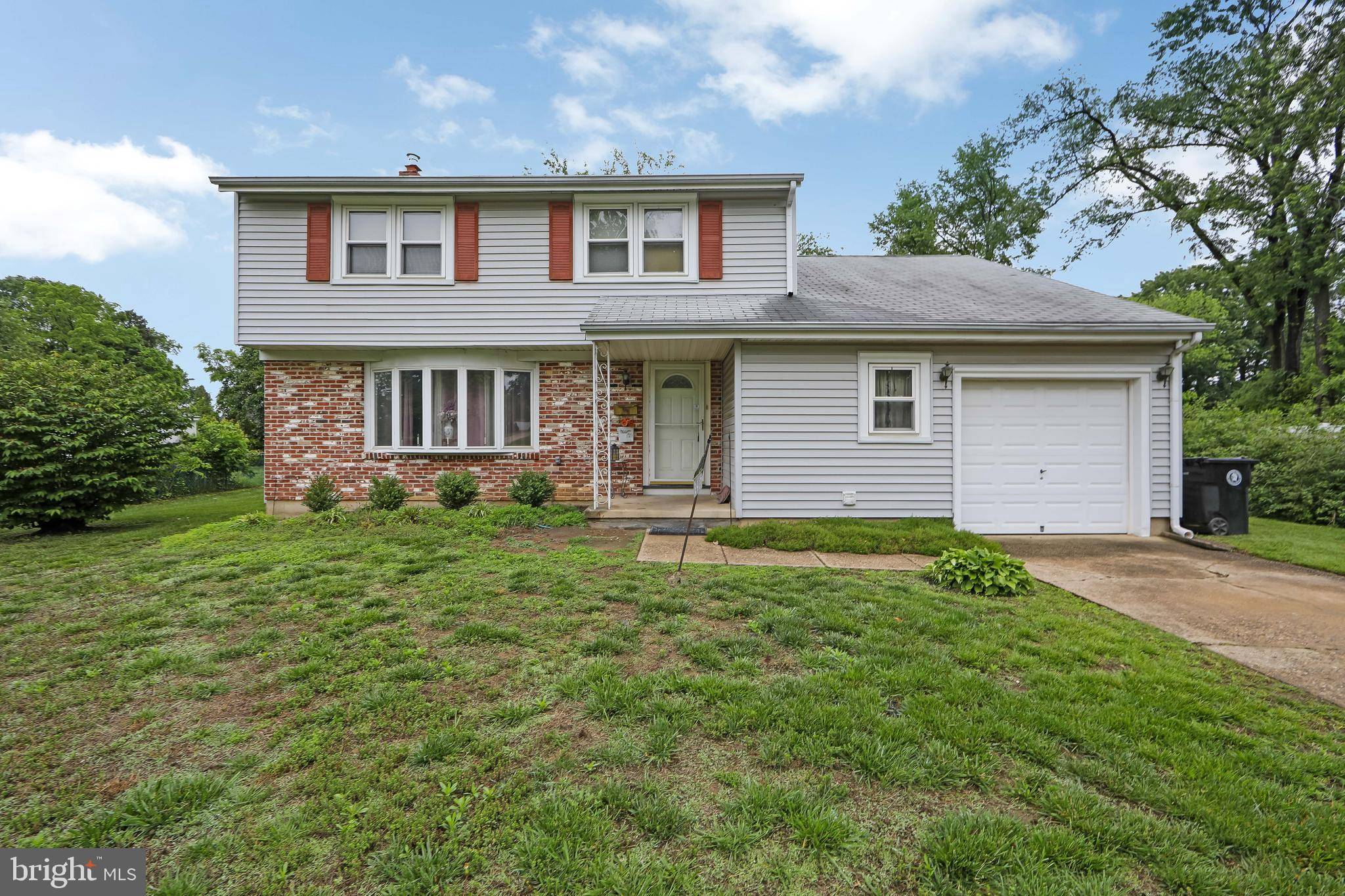 Cinnaminson, NJ 08077,2417 ST CHARLES PL