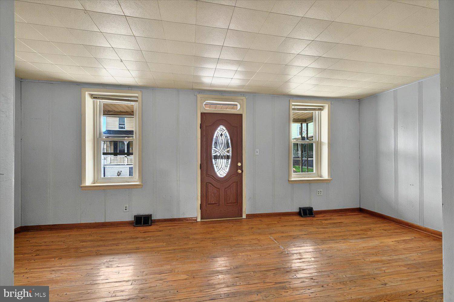 Spring Grove, PA 17362,19 S WATER ST