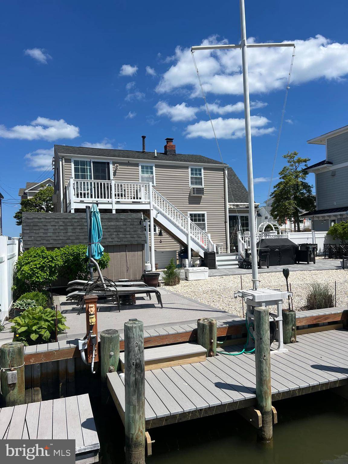 Manahawkin, NJ 08050,1225 JENNIFER LN