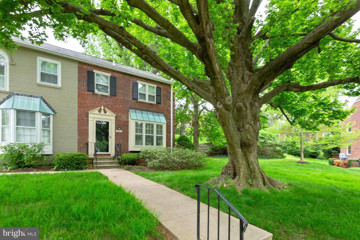 Chevy Chase, MD 20815,4856 BRADLEY BLVD #226