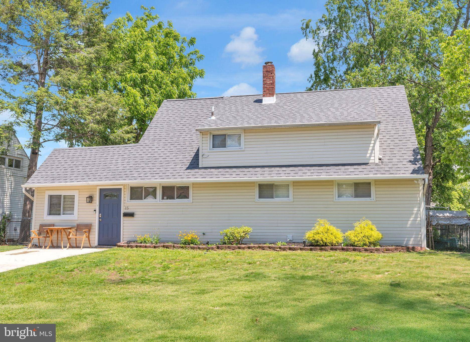 Levittown, PA 19057,15 WILDFLOWER RD