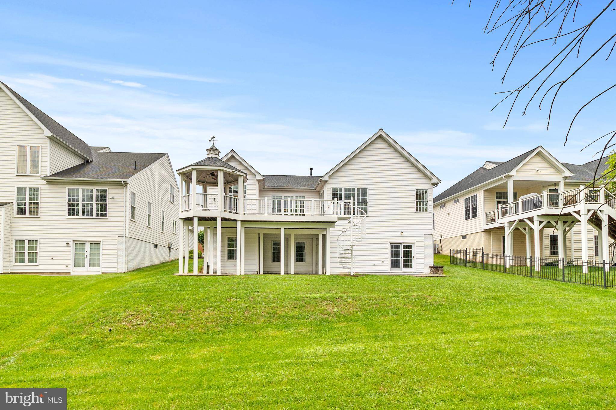 Haymarket, VA 20169,15691 ALDERBROOK DR