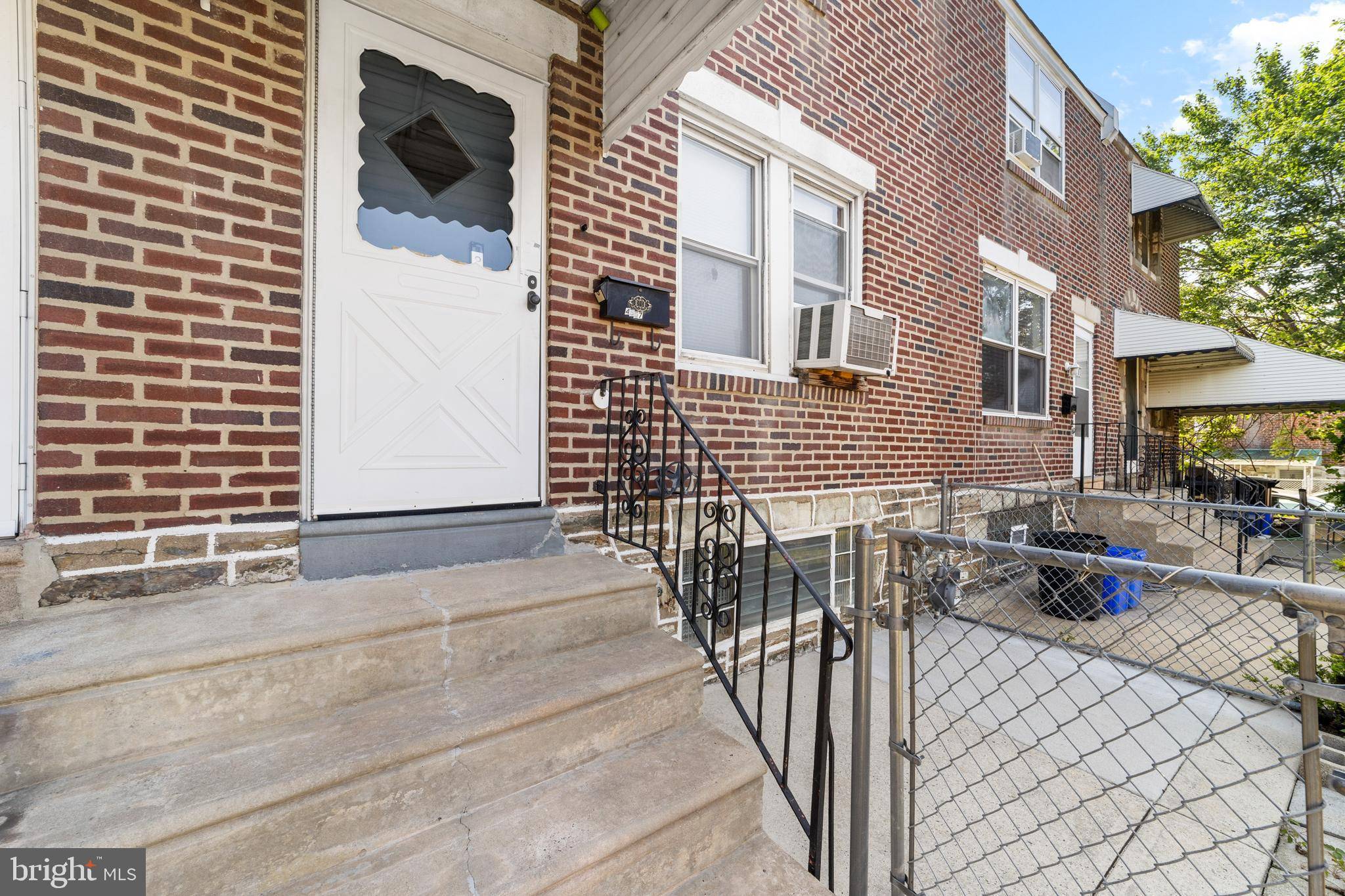 Philadelphia, PA 19136,4557 OAKMONT ST