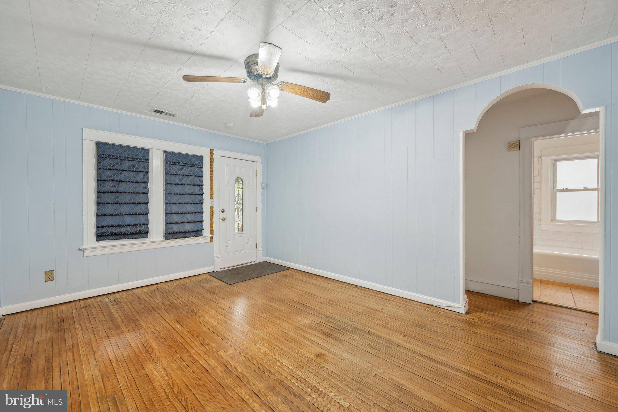 Capitol Heights, MD 20743,4311 QUINN ST