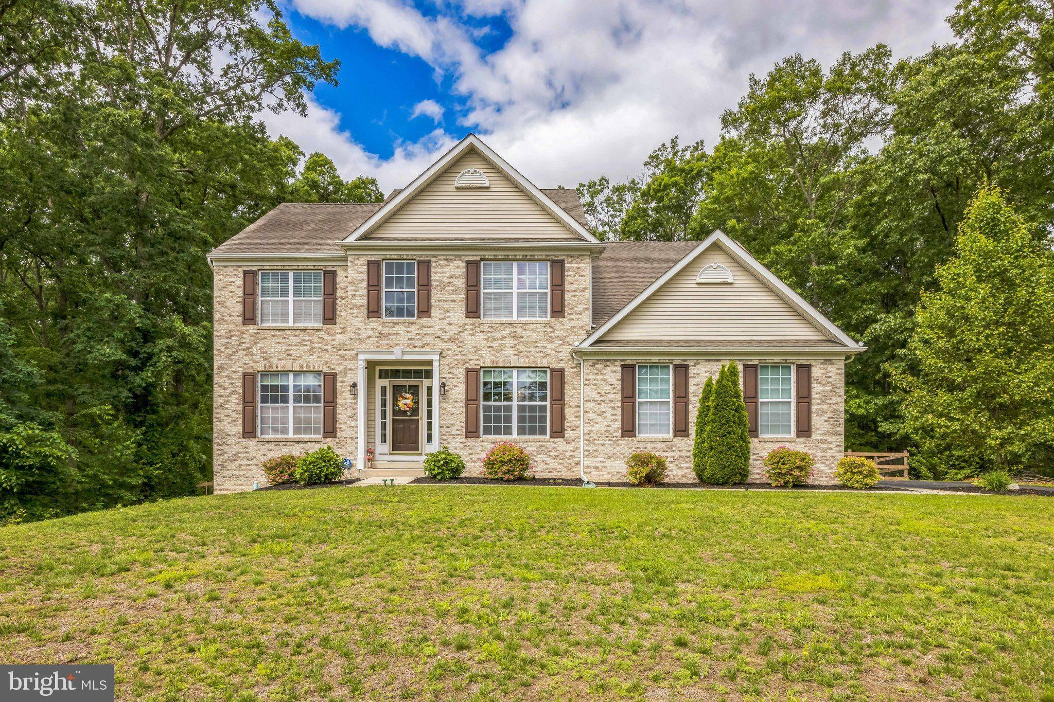 Mullica Hill, NJ 08062,19 HICKORY RIDGE CT