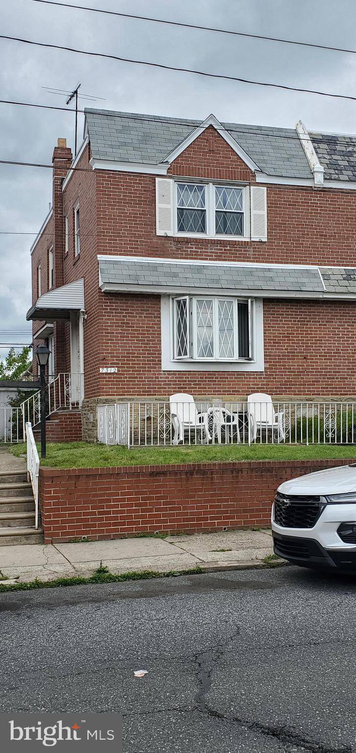 Philadelphia, PA 19152,7312 SACKETT ST