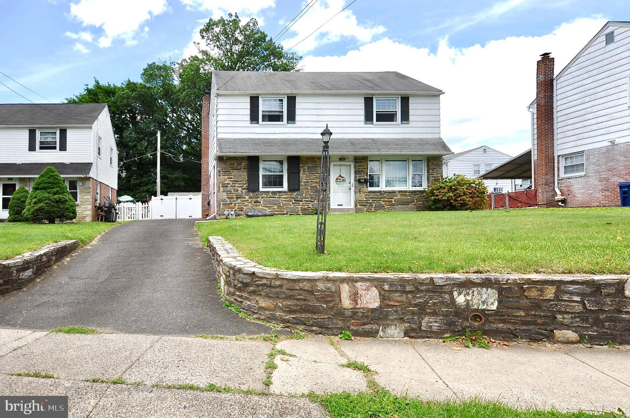 Elkins Park, PA 19027,812 JENKINTOWN RD