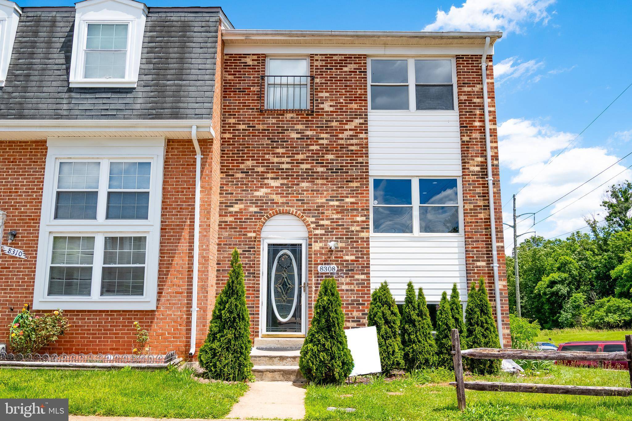 Manassas, VA 20110,8308 SHADY GROVE CIR