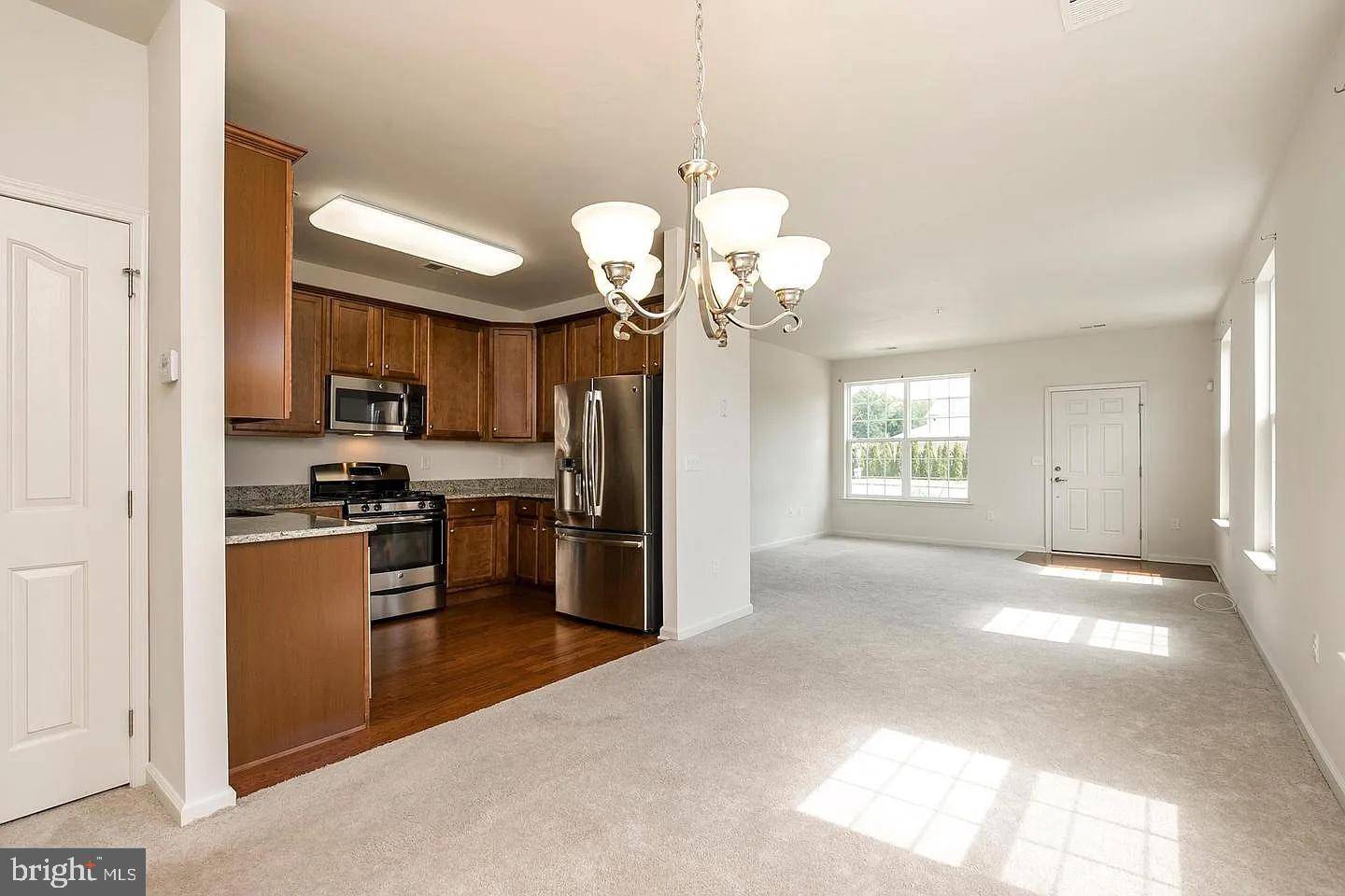 Florence, NJ 08518,317 KRAMER CT