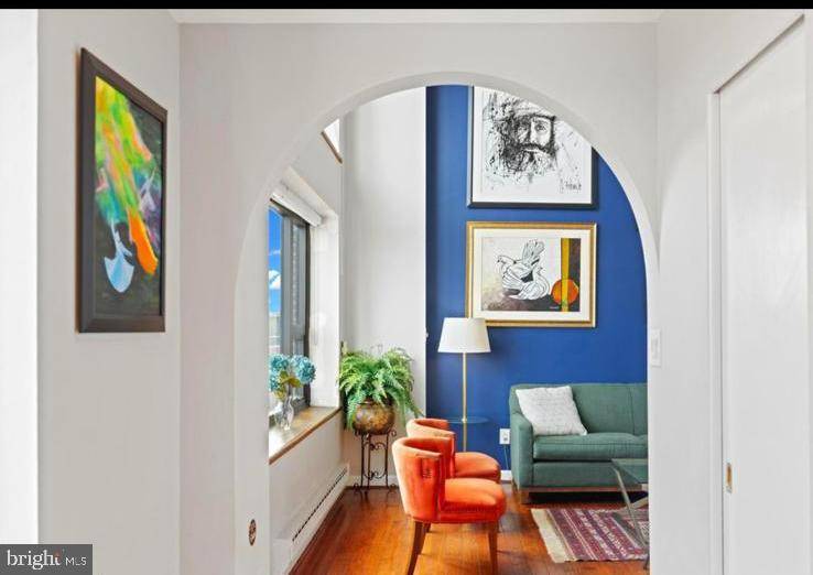 Arlington, VA 22209,1021 ARLINGTON BLVD #1301