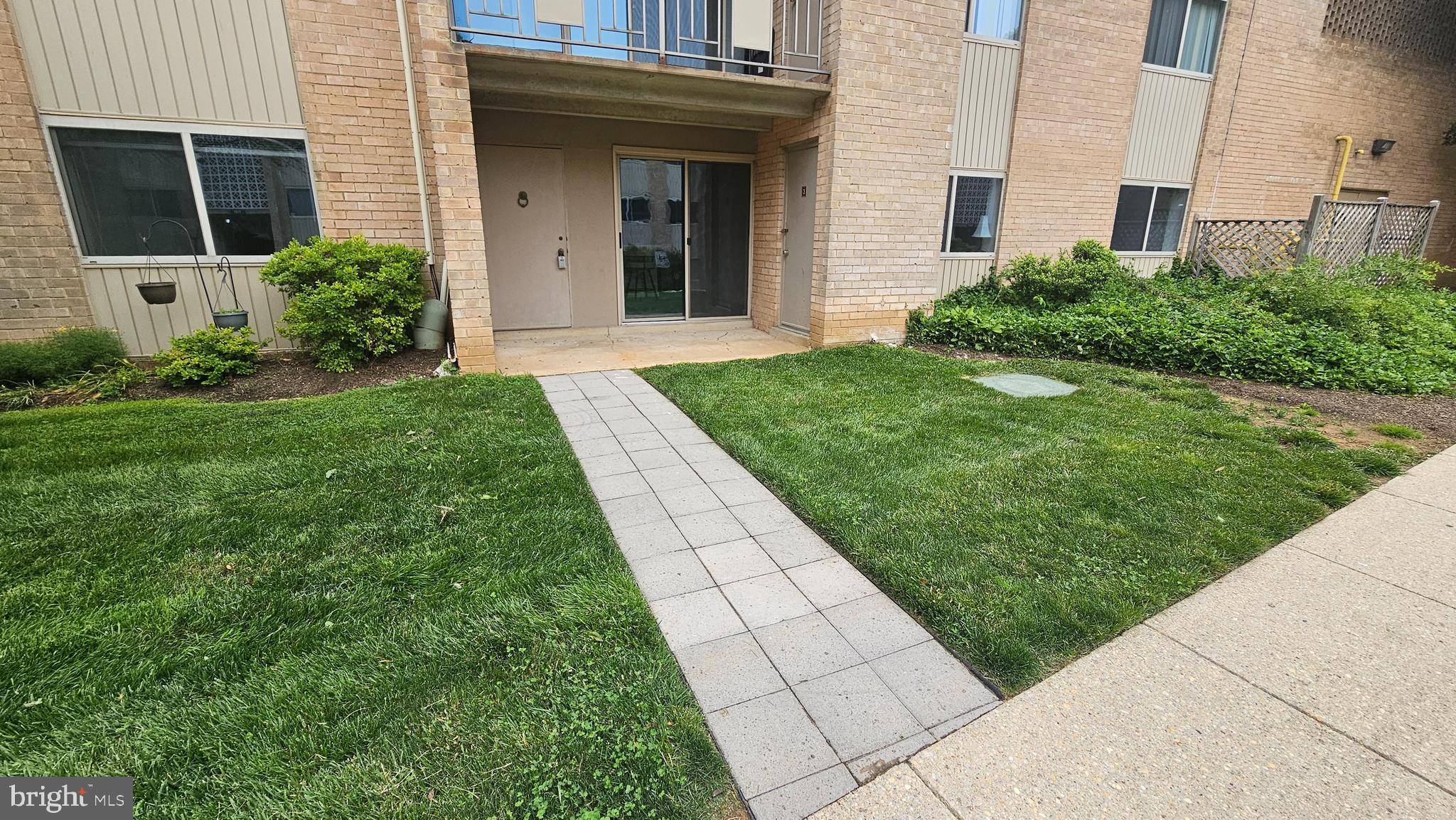 Rockville, MD 20852,5113 CROSSFIELD CT #3