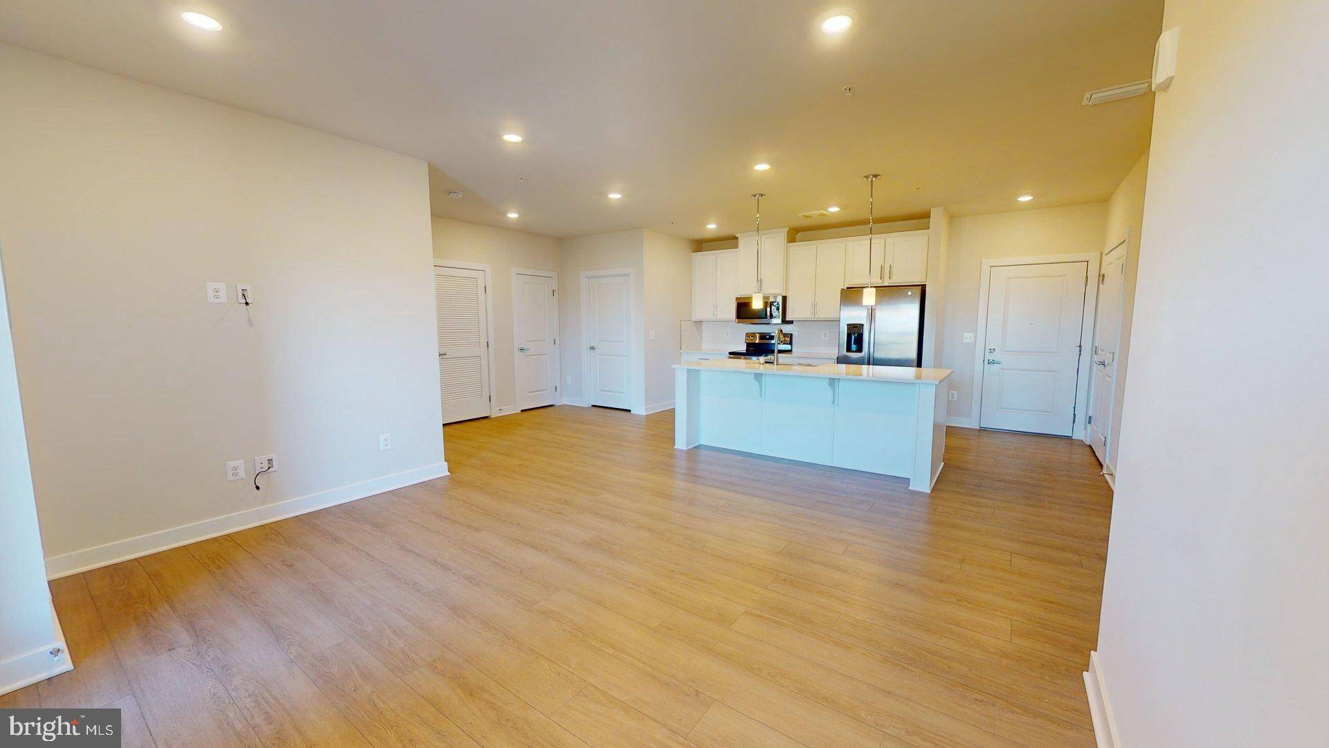 Herndon, VA 20171,12850 MOSAIC PARK WAY #2Q