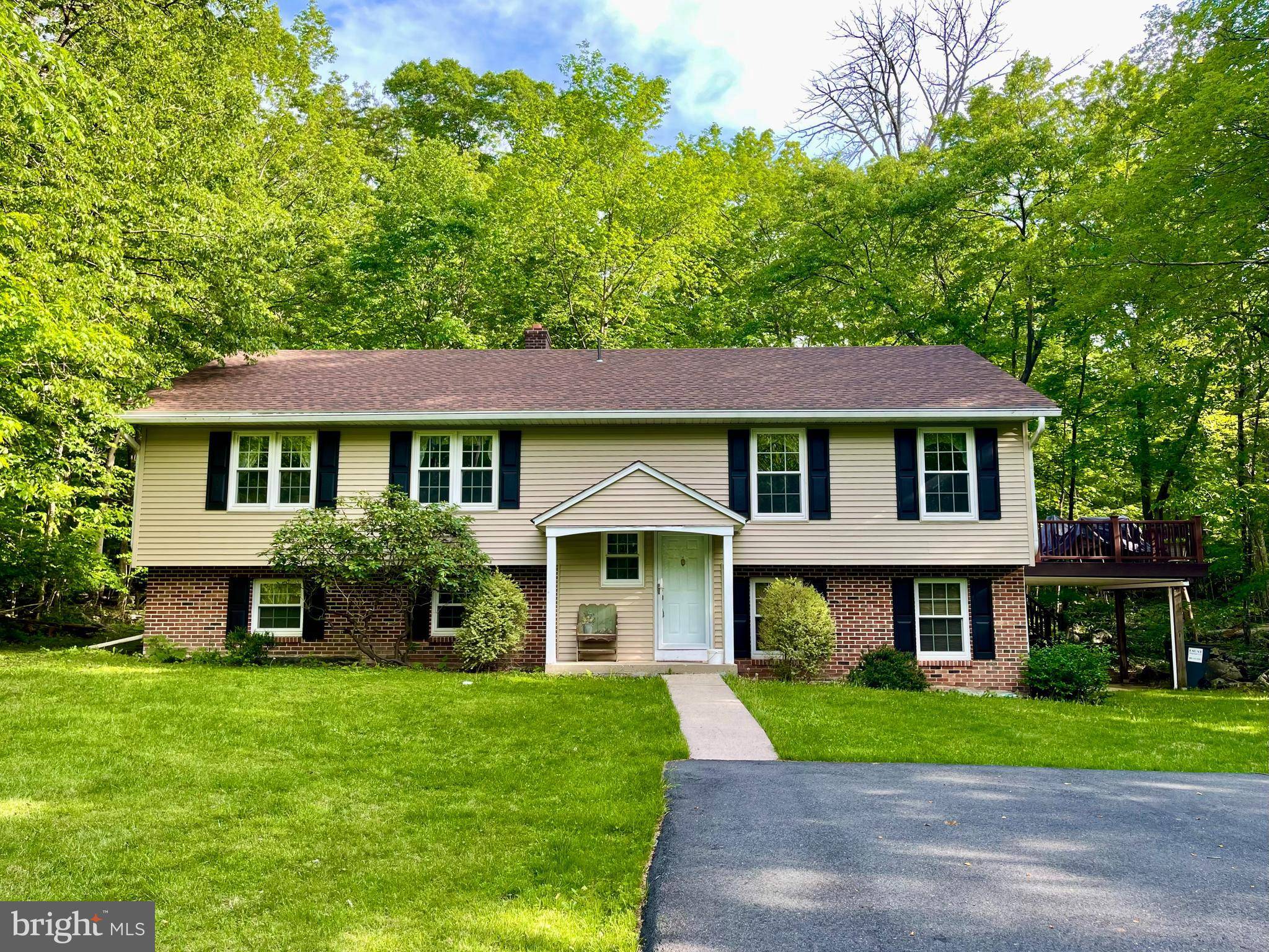 Schwenksville, PA 19473,90 KURTZ RD