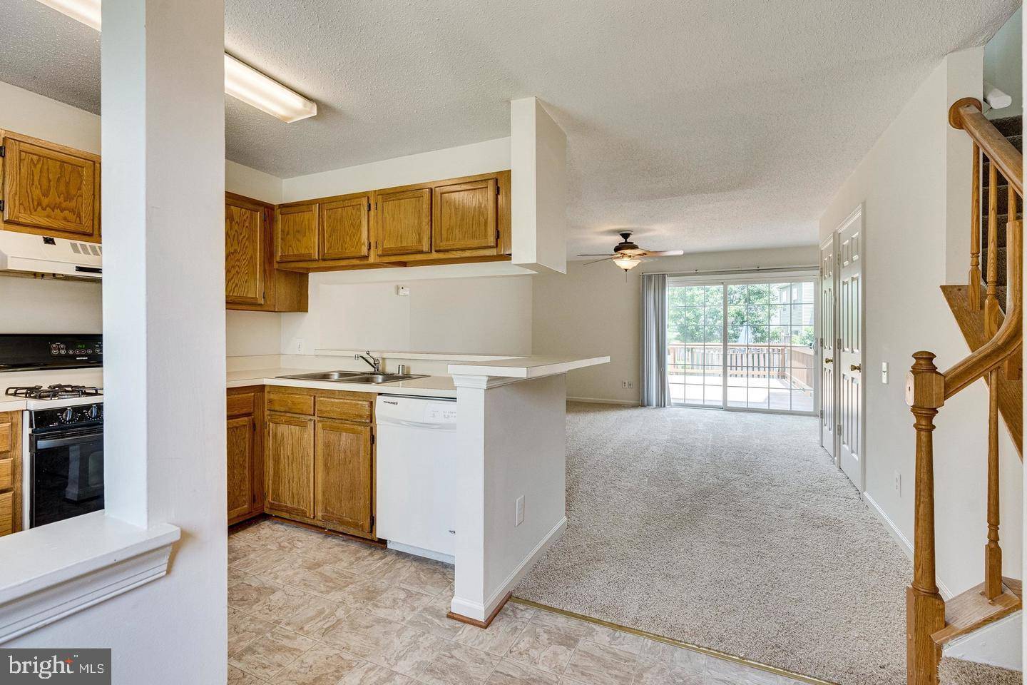 Alexandria, VA 22315,6628 HIGH VALLEY LN