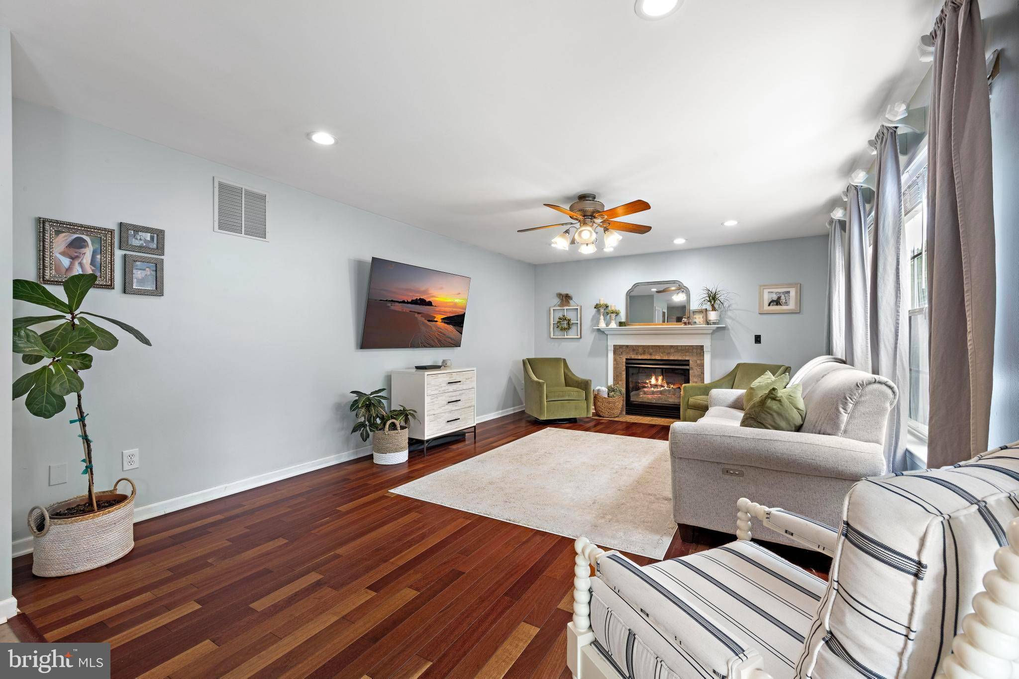 Egg Harbor Township, NJ 08234,202 PRANCER RD