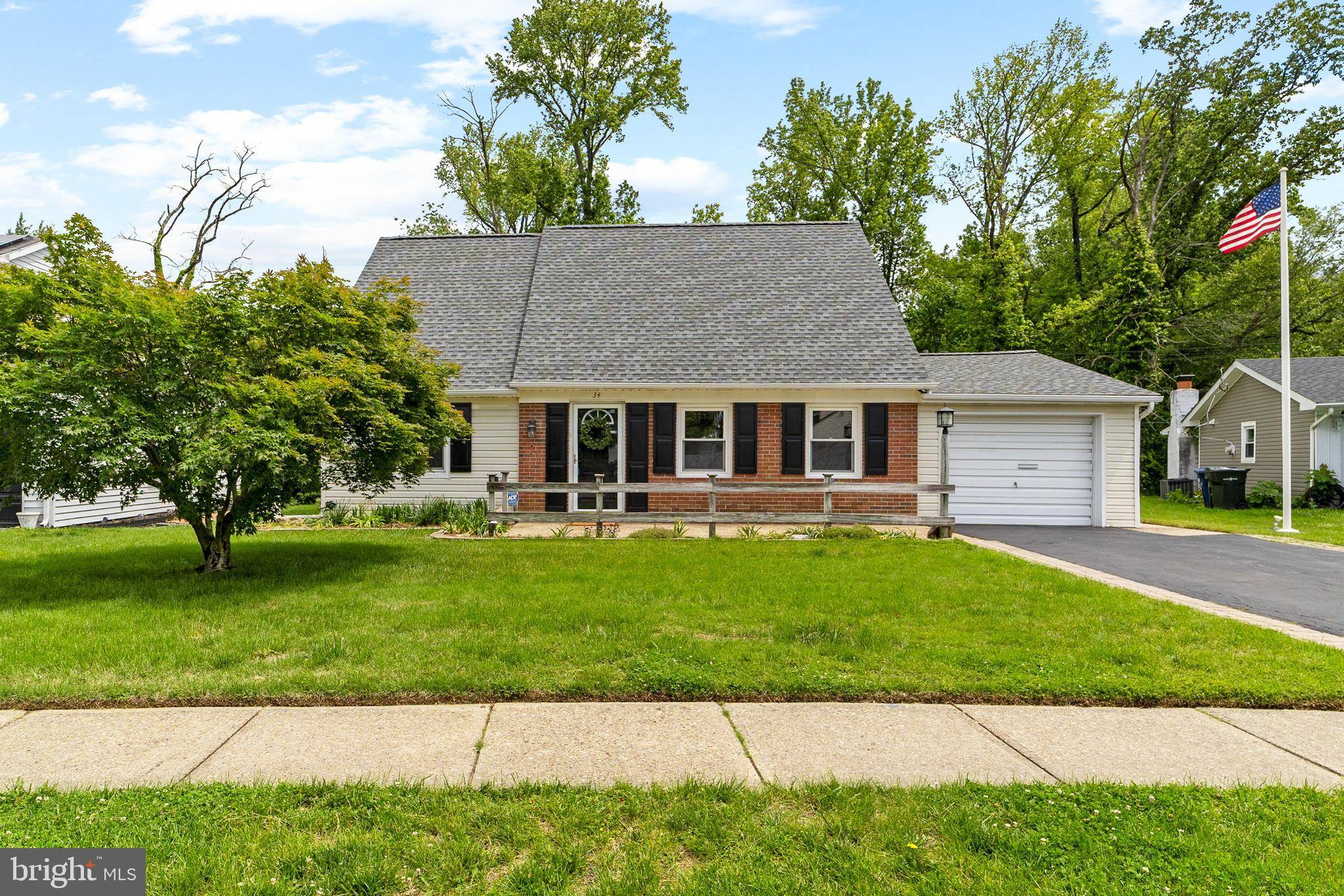 Willingboro, NJ 08046,34 MERIBROOK CIR