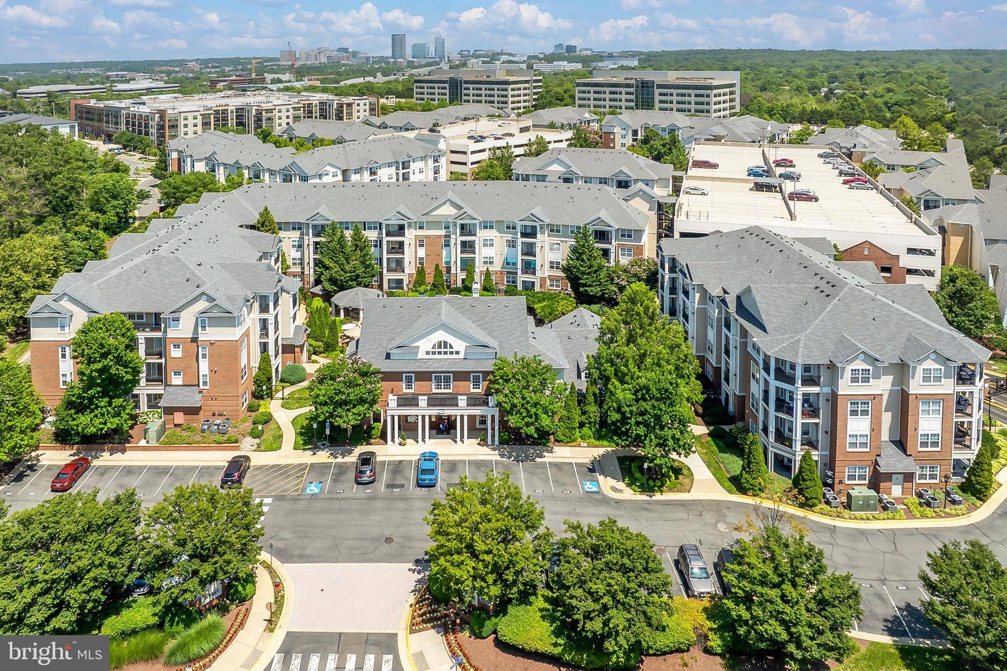 Herndon, VA 20171,12900 CENTRE PARK CIR #107