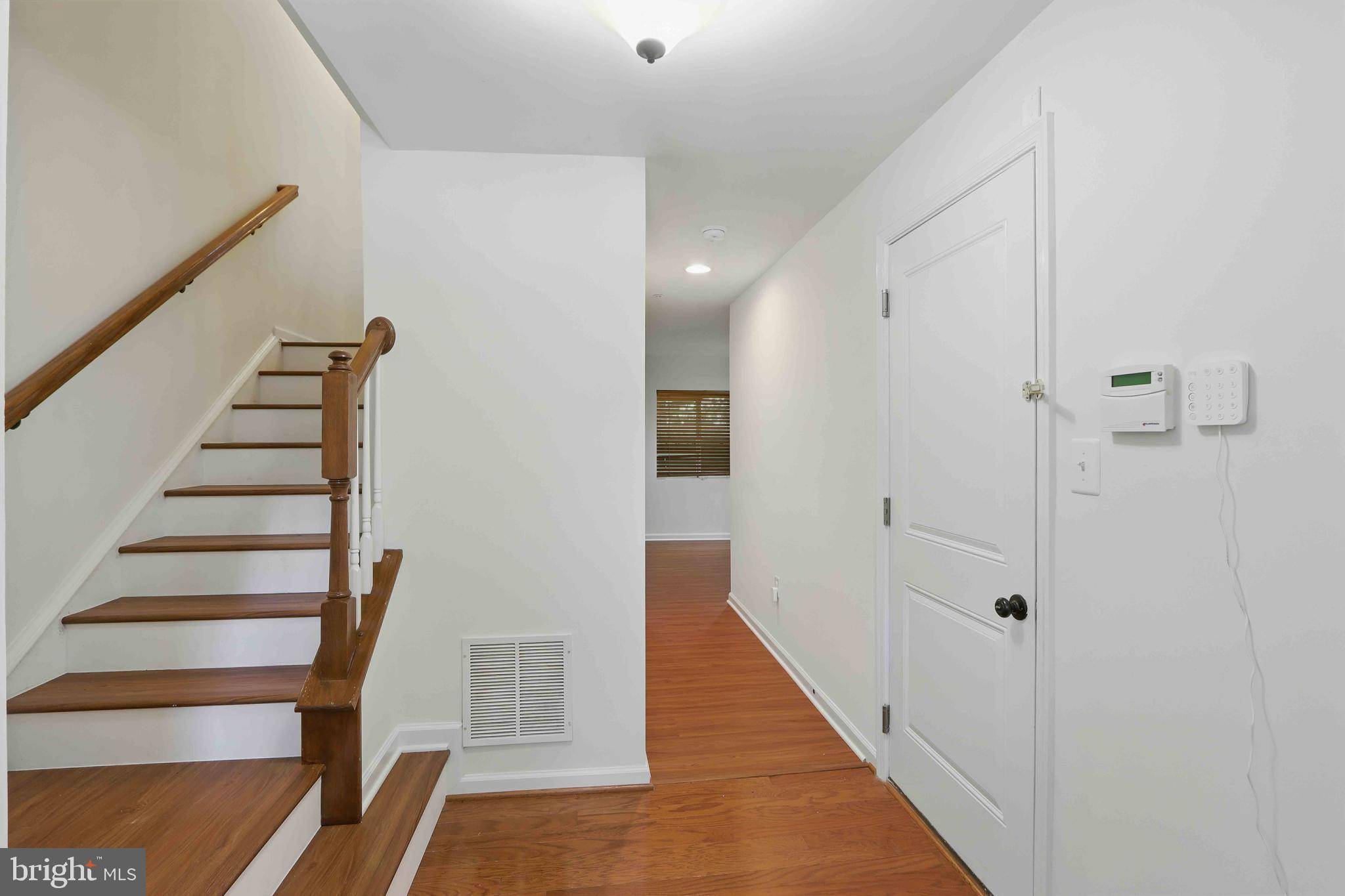 Elkridge, MD 21075,7317 SUMMIT ROCK RD