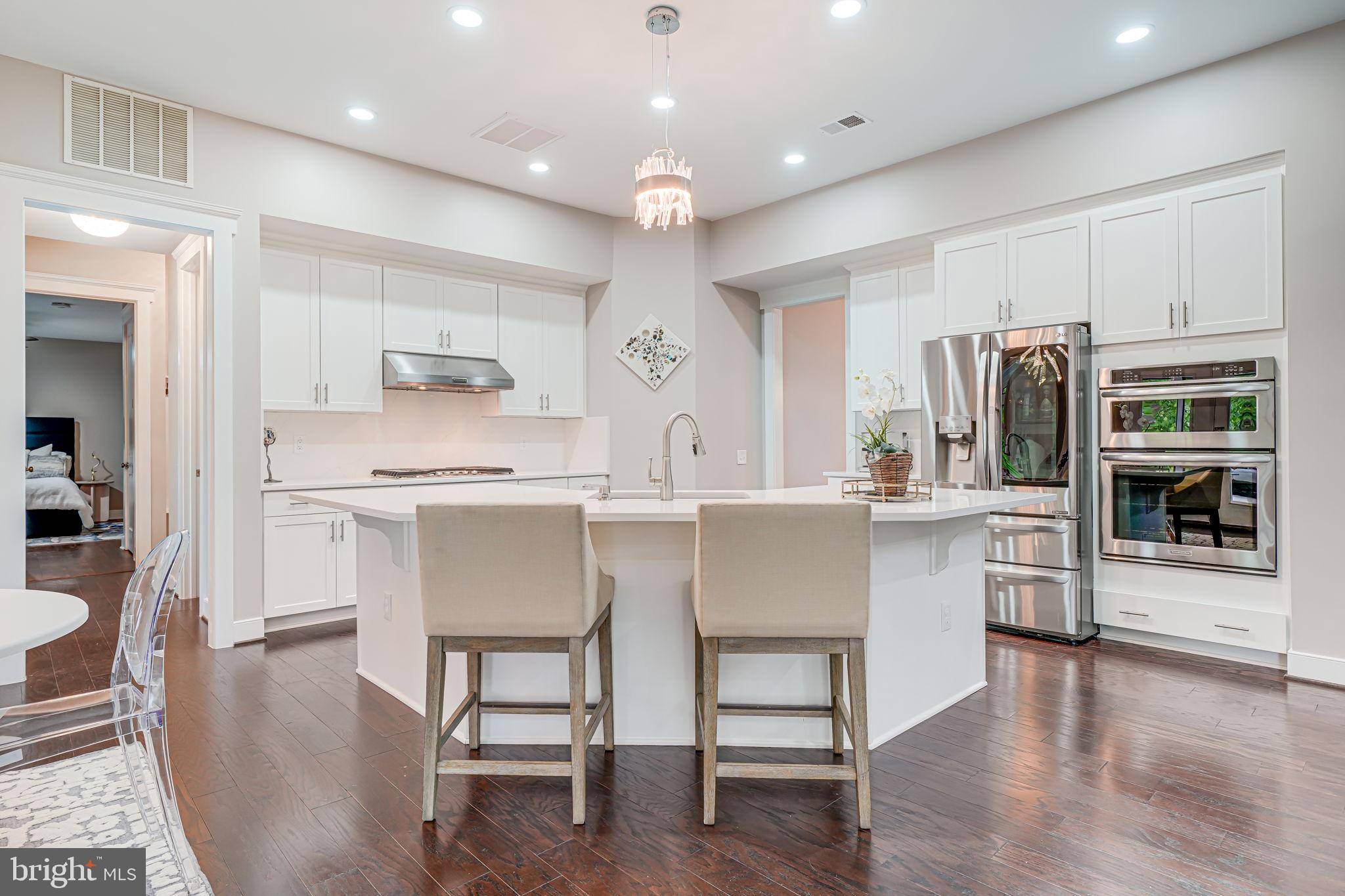 Aldie, VA 20105,41151 WHITE CEDAR CT