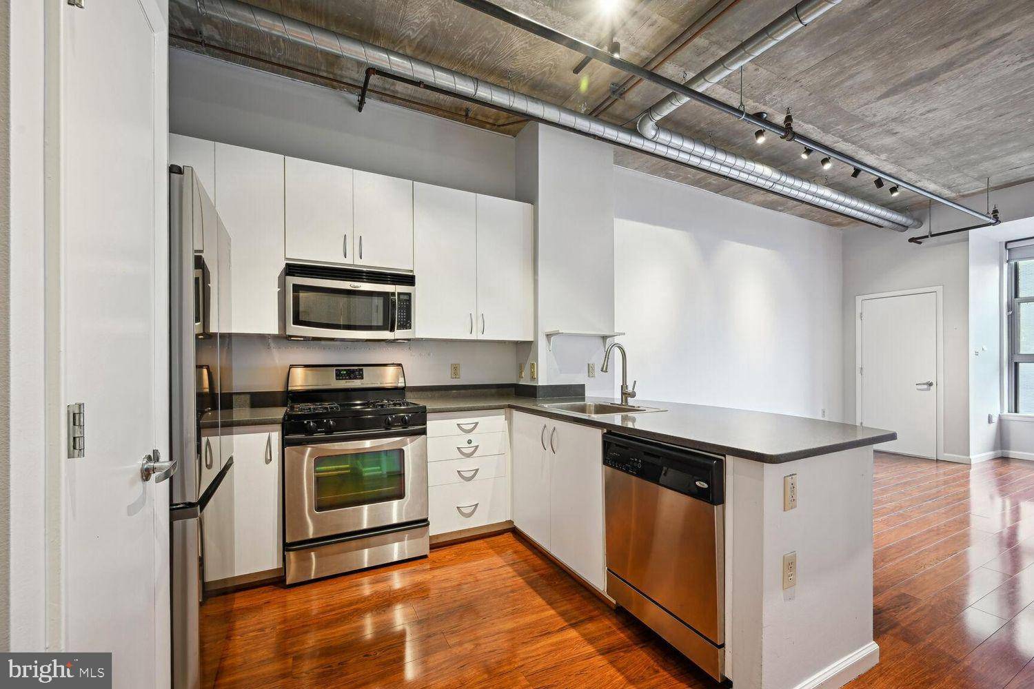 Washington, DC 20005,1300 N ST NW #410