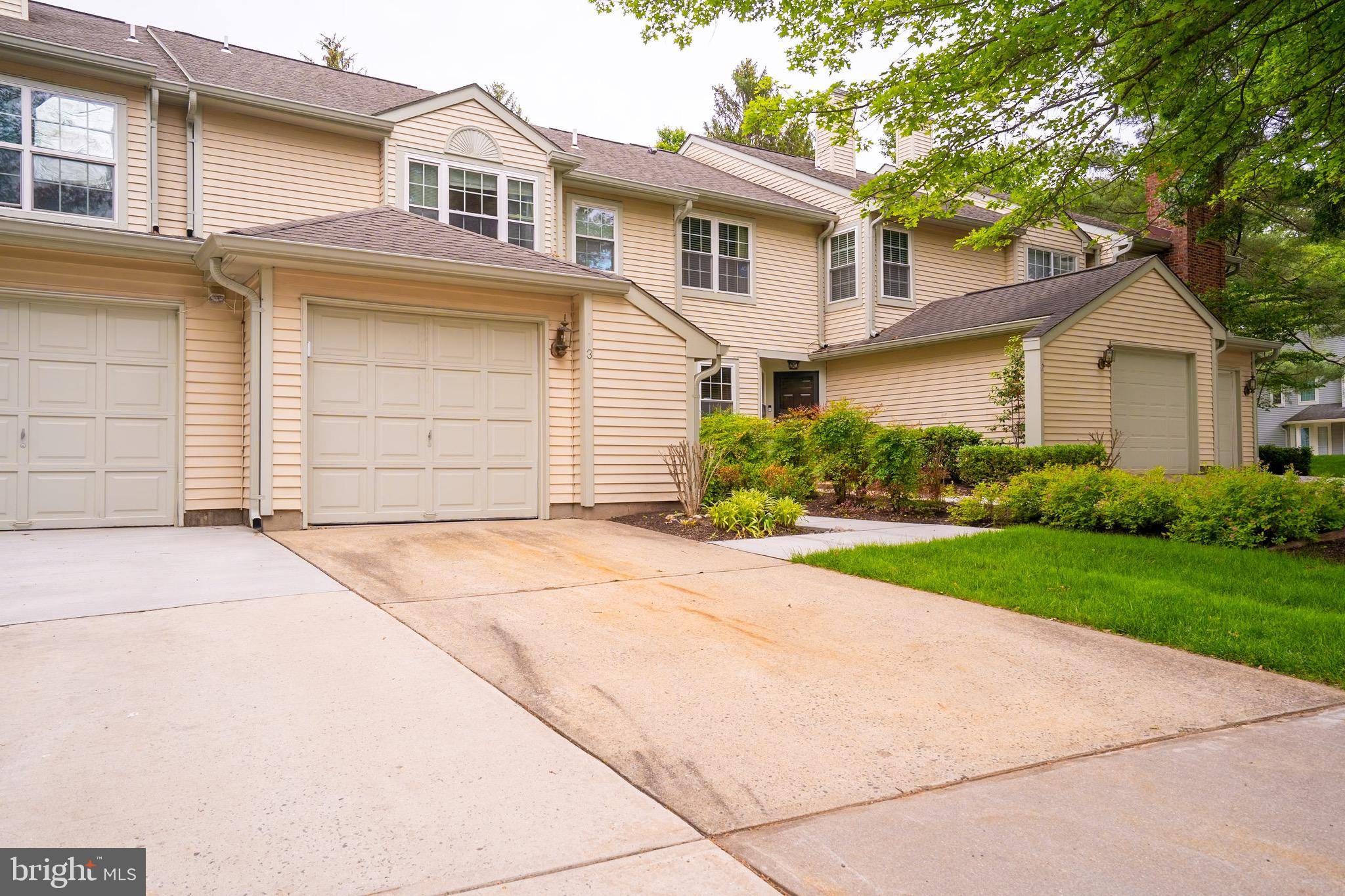 Princeton, NJ 08540,3 TOWPATH CT