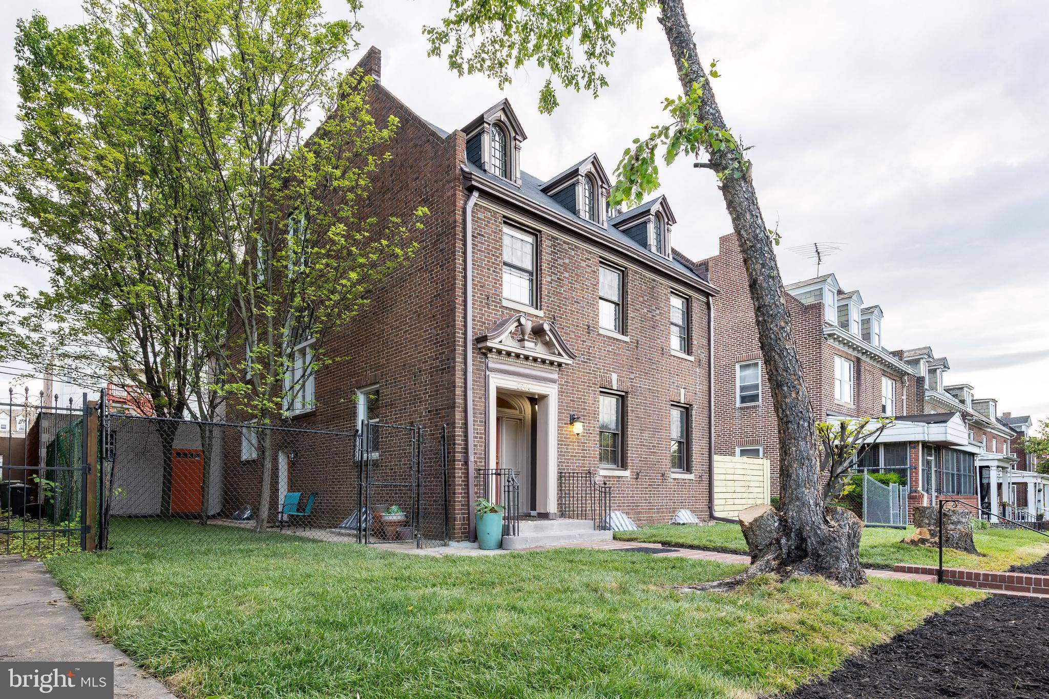 Baltimore, MD 21217,2206 PARK AVE