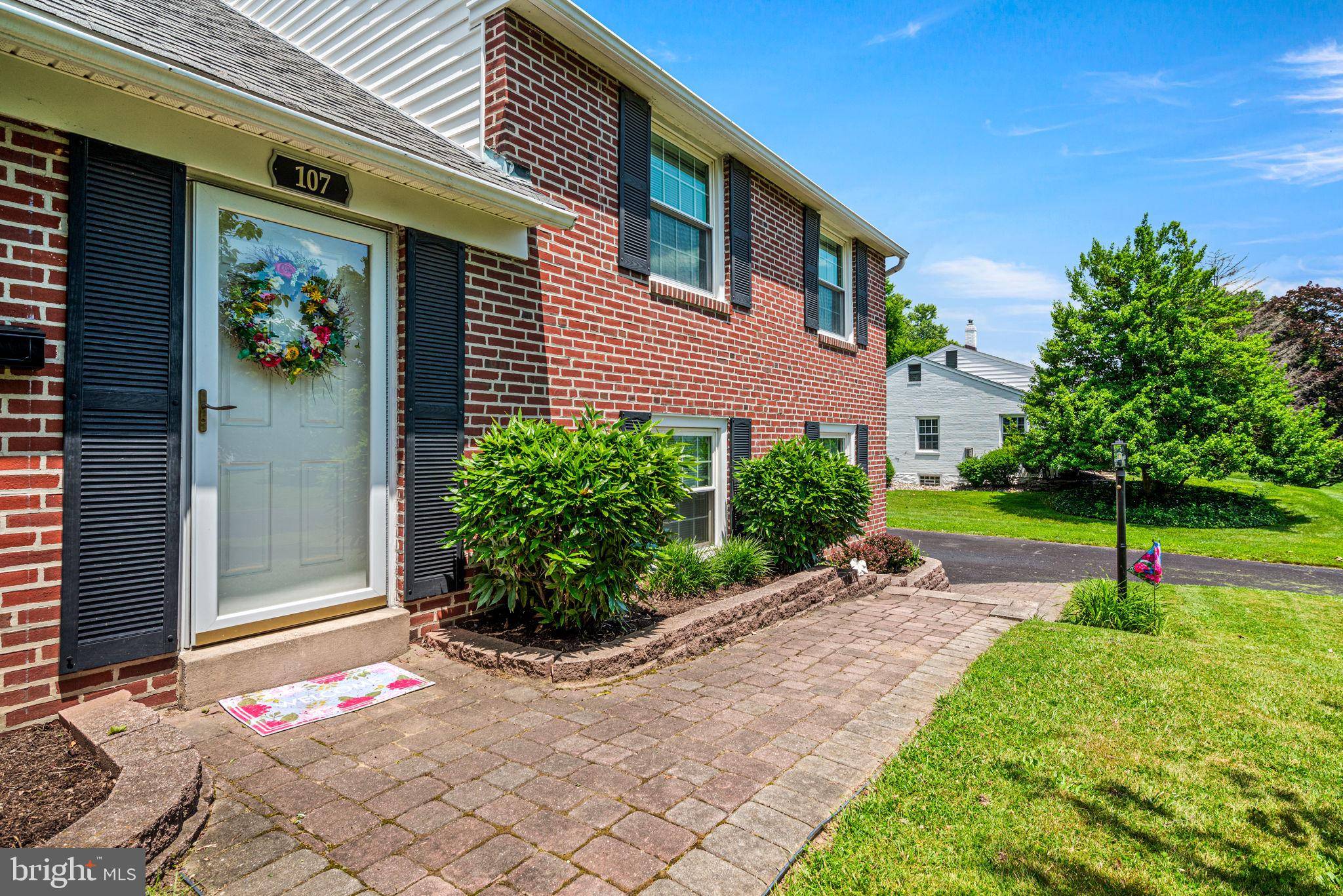 Wallingford, PA 19086,107 LOMBARDY DR