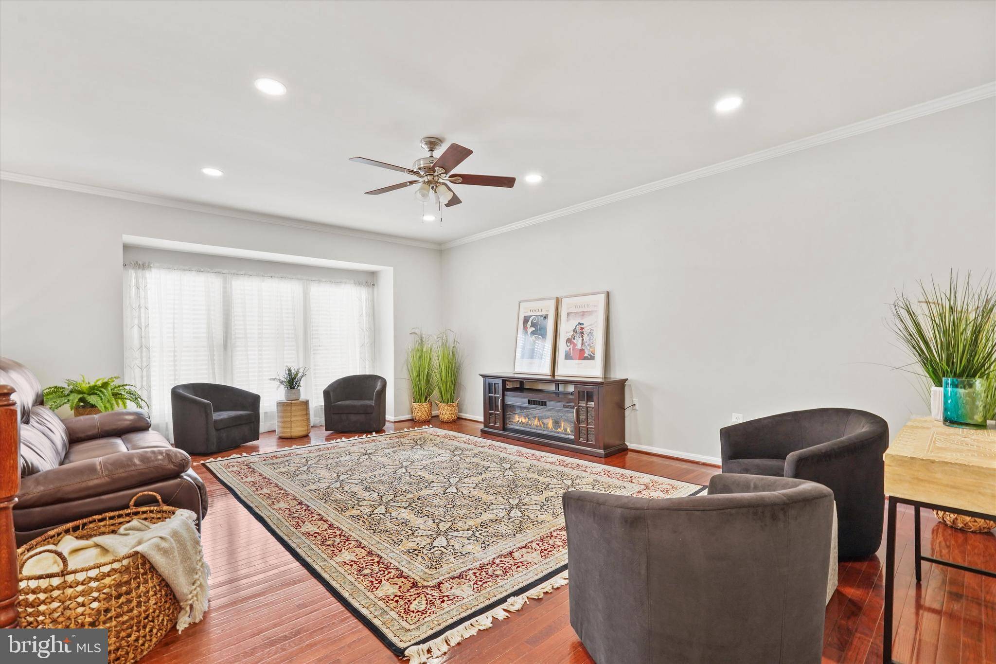 Manassas, VA 20111,8332 LEIGHLEX CT