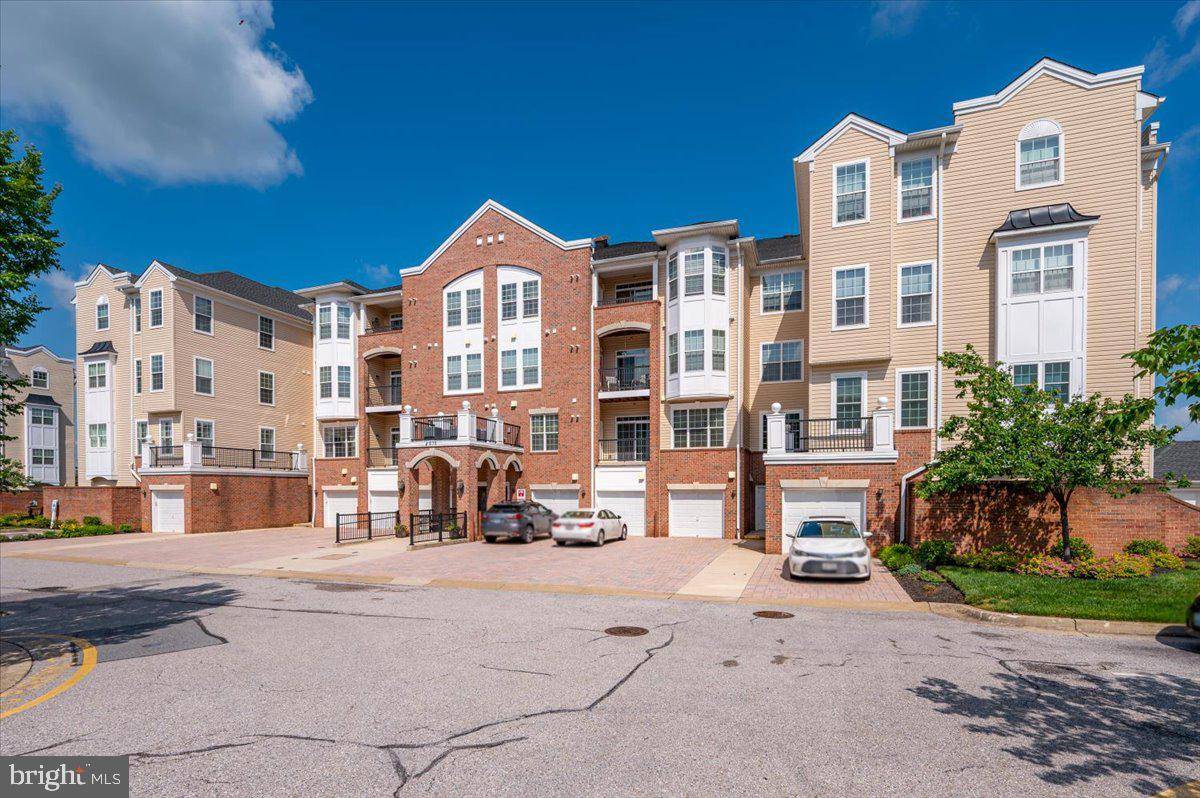Odenton, MD 21113,8612 WINTERGREEN CT #201