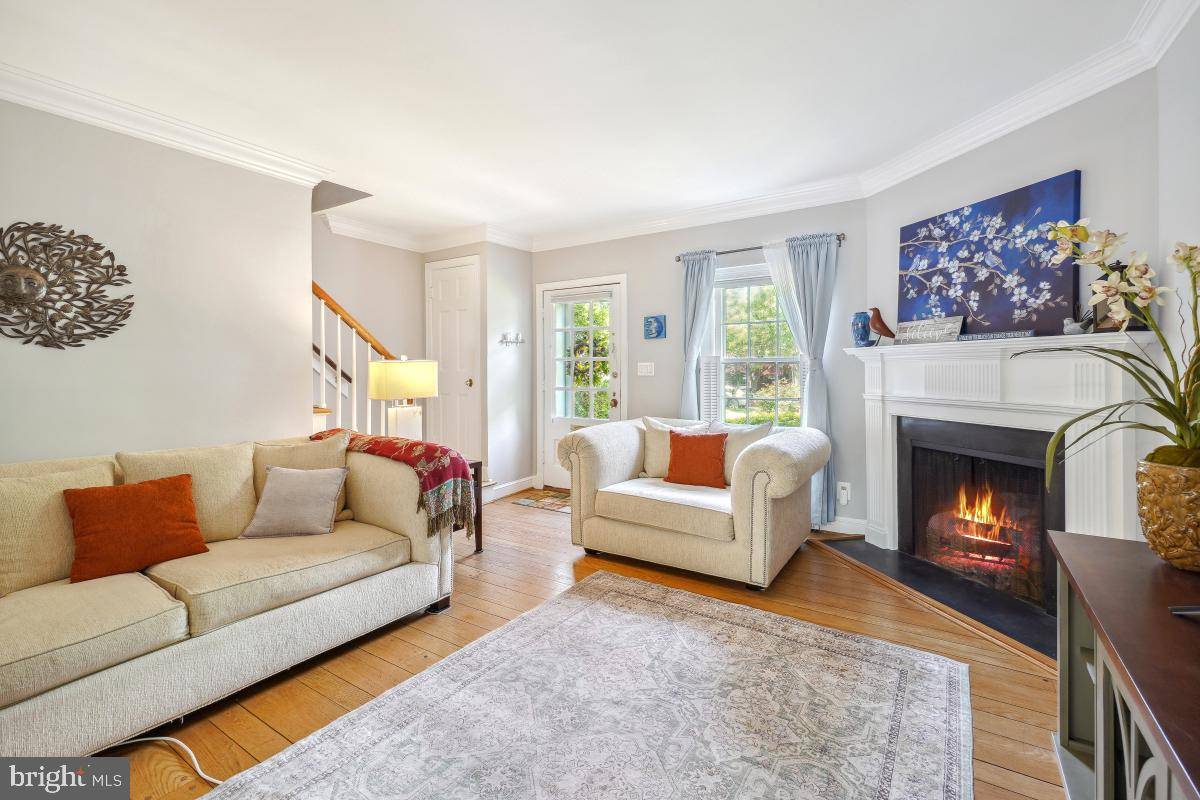 Alexandria, VA 22314,912 S SAINT ASAPH ST