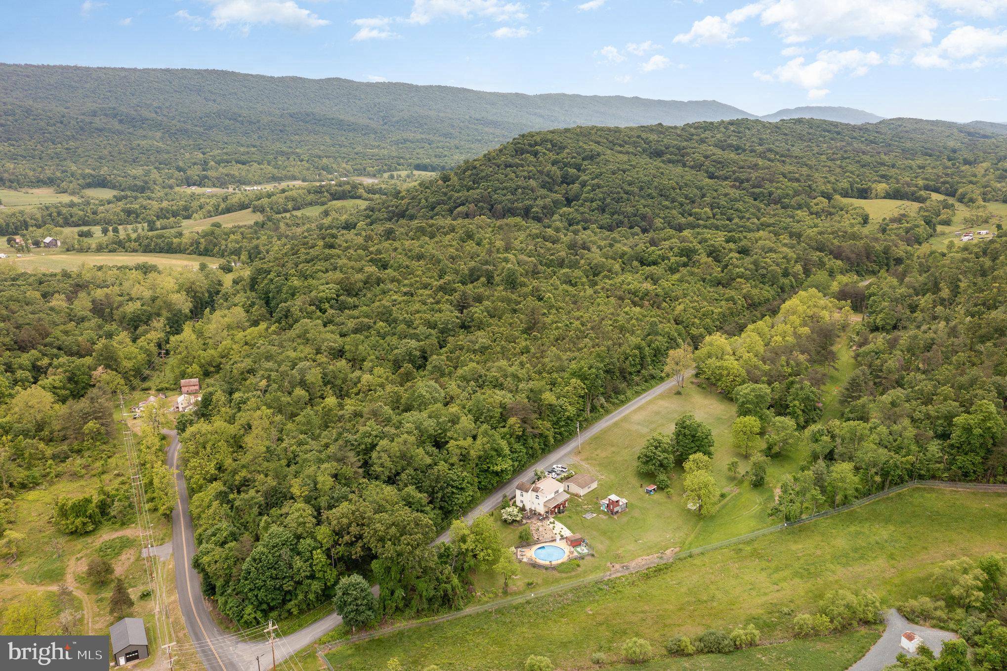 East Waterford, PA 17021,0 RHINE HOLLOW RD
