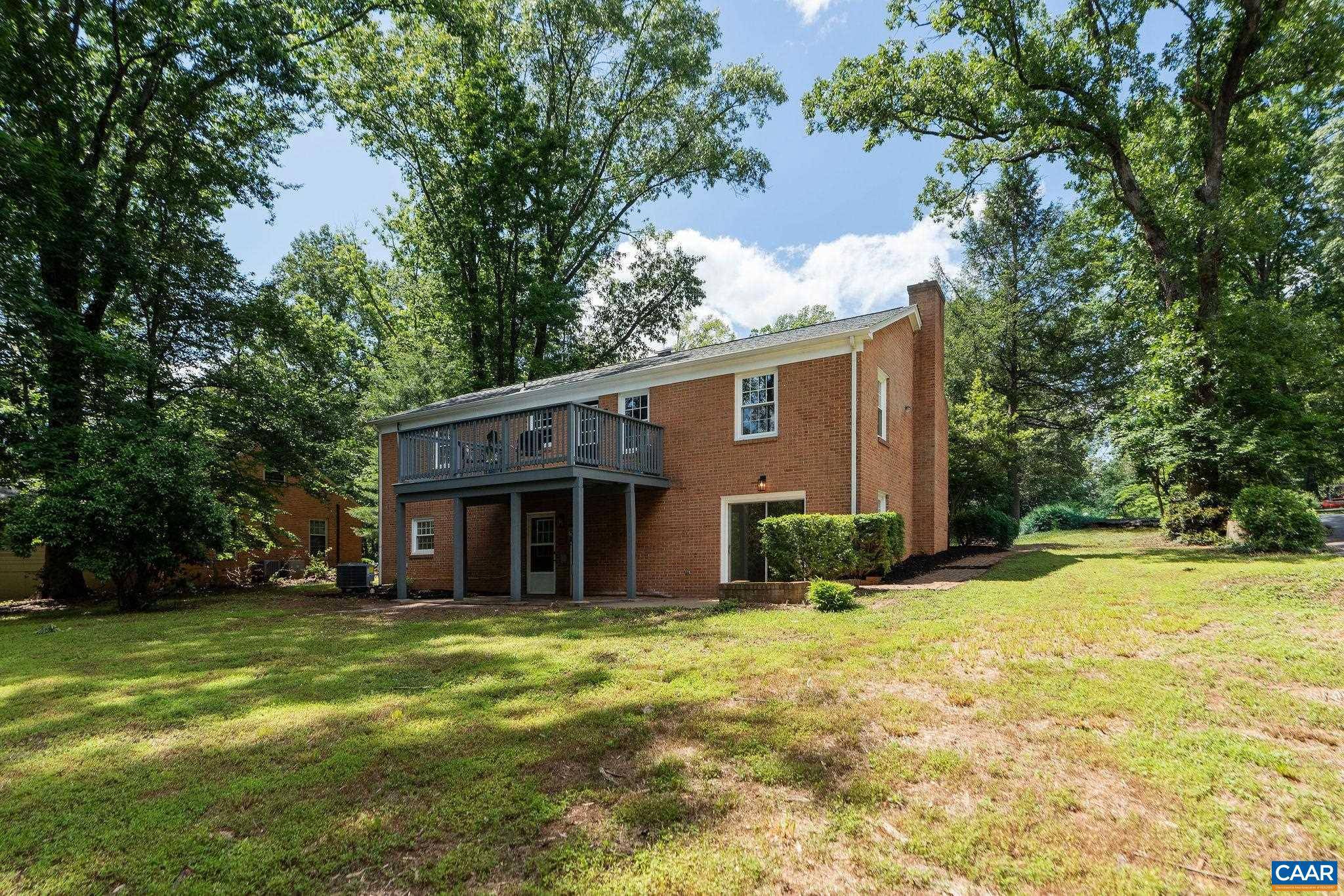 Charlottesville, VA 22901,522 NOTTINGHAM RD