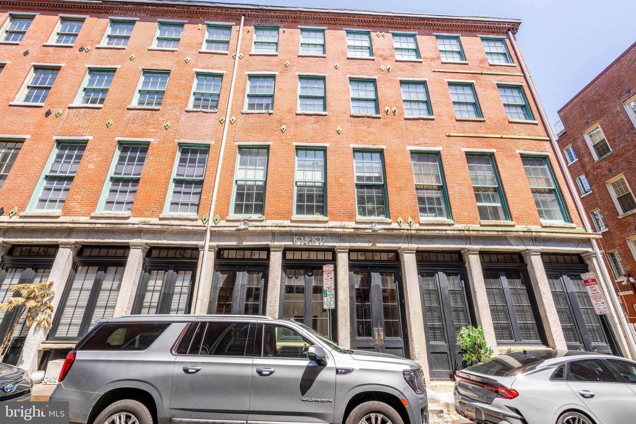 Philadelphia, PA 19106,103-7 CHURCH ST #19