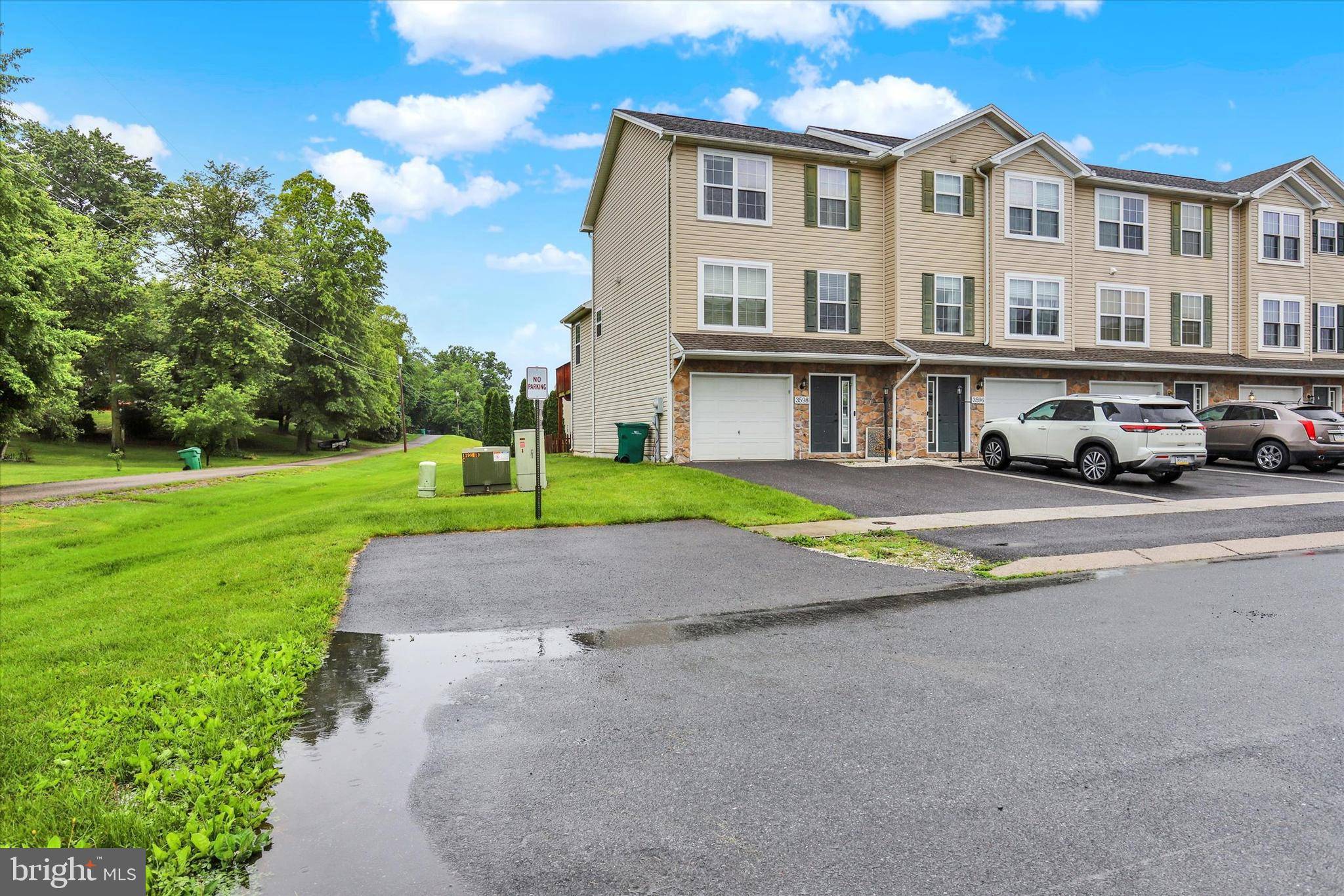Fayetteville, PA 17222,3598 PINECREST CT