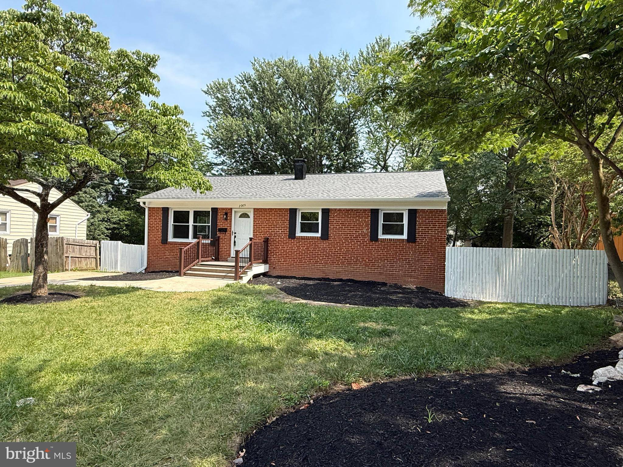 Woodbridge, VA 22191,2005 YORK DR