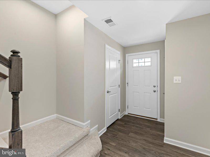 Fredericksburg, VA 22405,107 LOOKOUT WAY