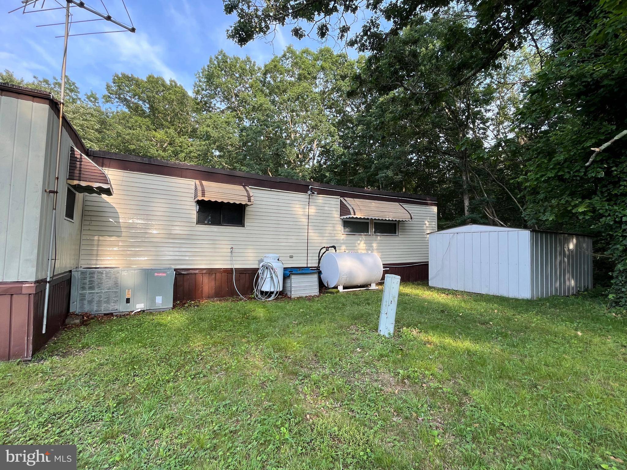 Williamstown, NJ 08094,320 KENTUCKY AVE