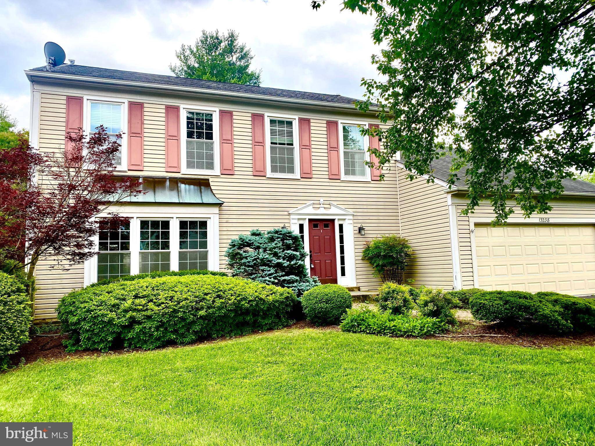 Herndon, VA 20171,13238 PLEASANT GLEN CT