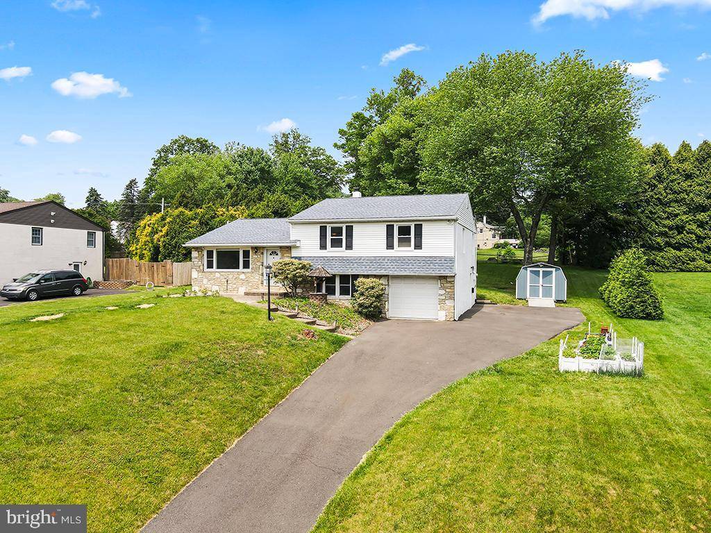 Southampton, PA 18966,279 FAIRHILL DR
