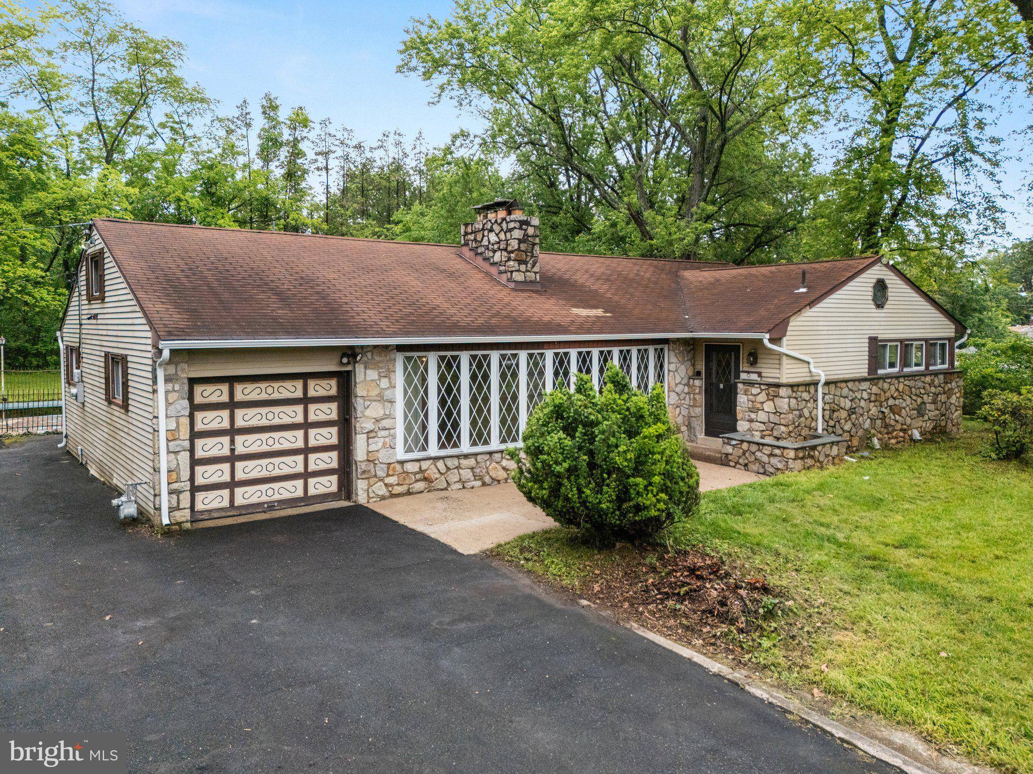 Glenside, PA 19038,1685 E WILLOW GROVE AVE
