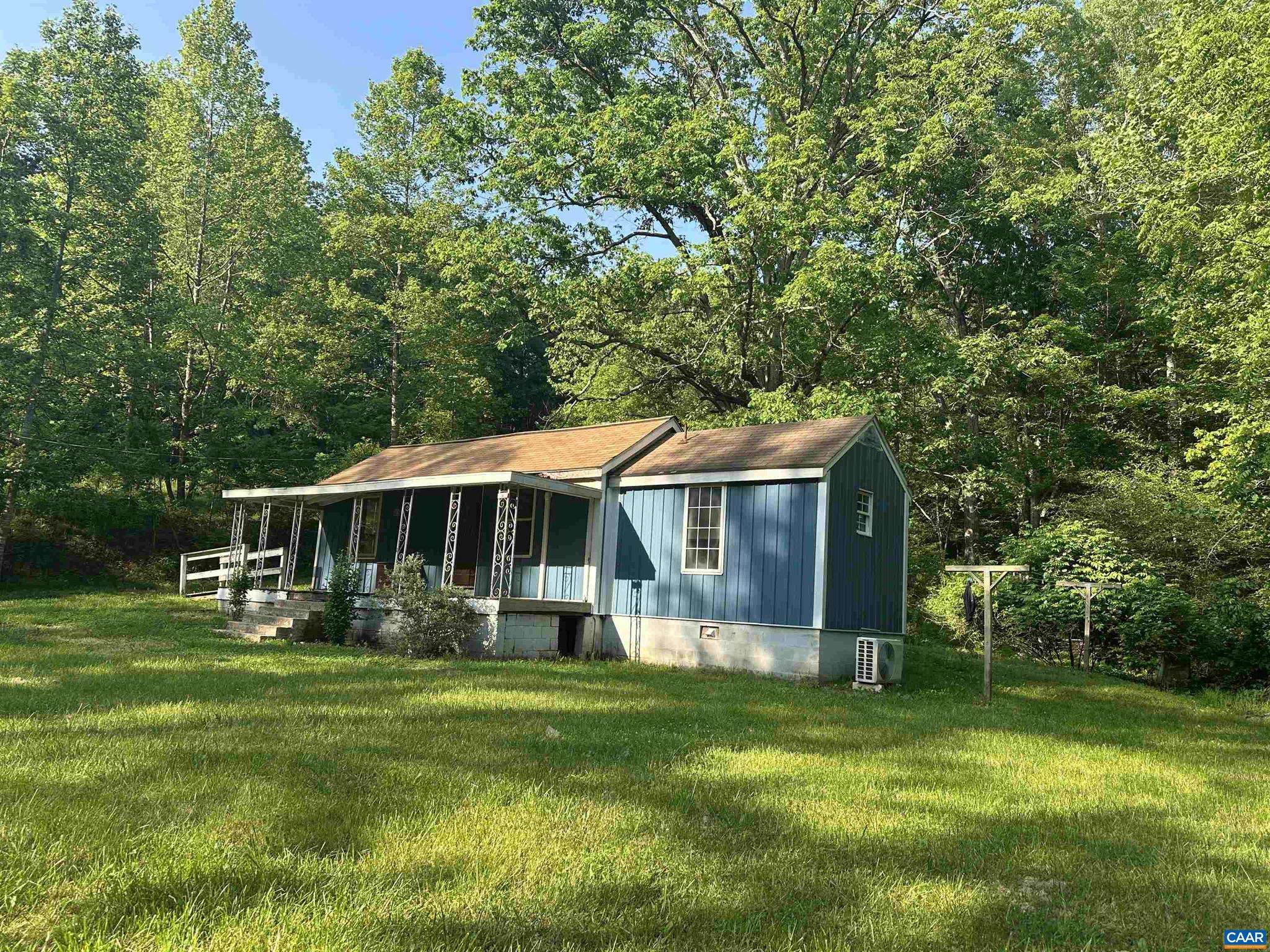 Gladstone, VA 24553,2598 MEADOW CREEK RD