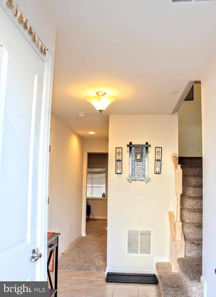 Elkridge, MD 21075,7330 FREEBIRD LN