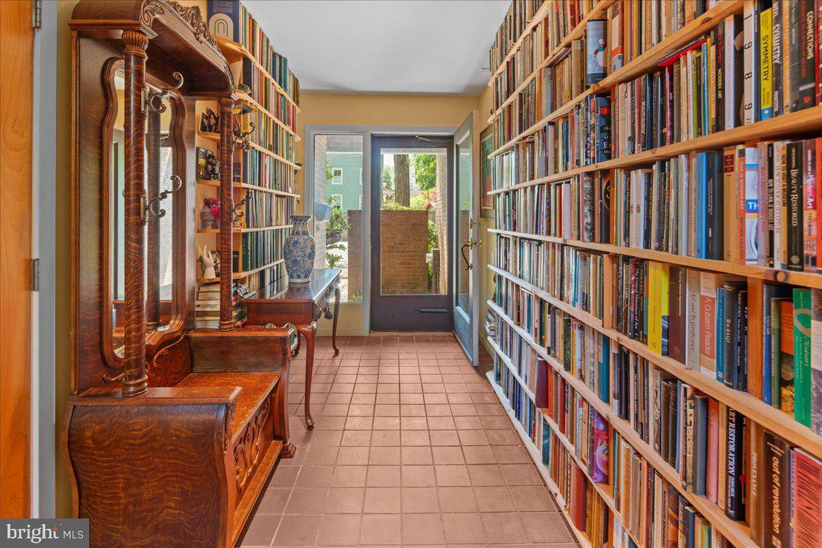 Princeton, NJ 08540,20 WILLOW ST