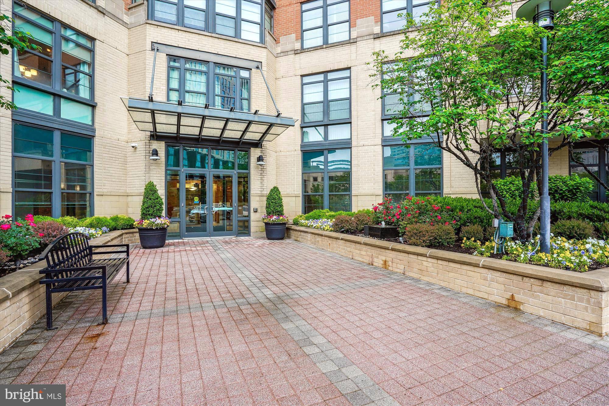 Reston, VA 20190,1830 FOUNTAIN DR #1107