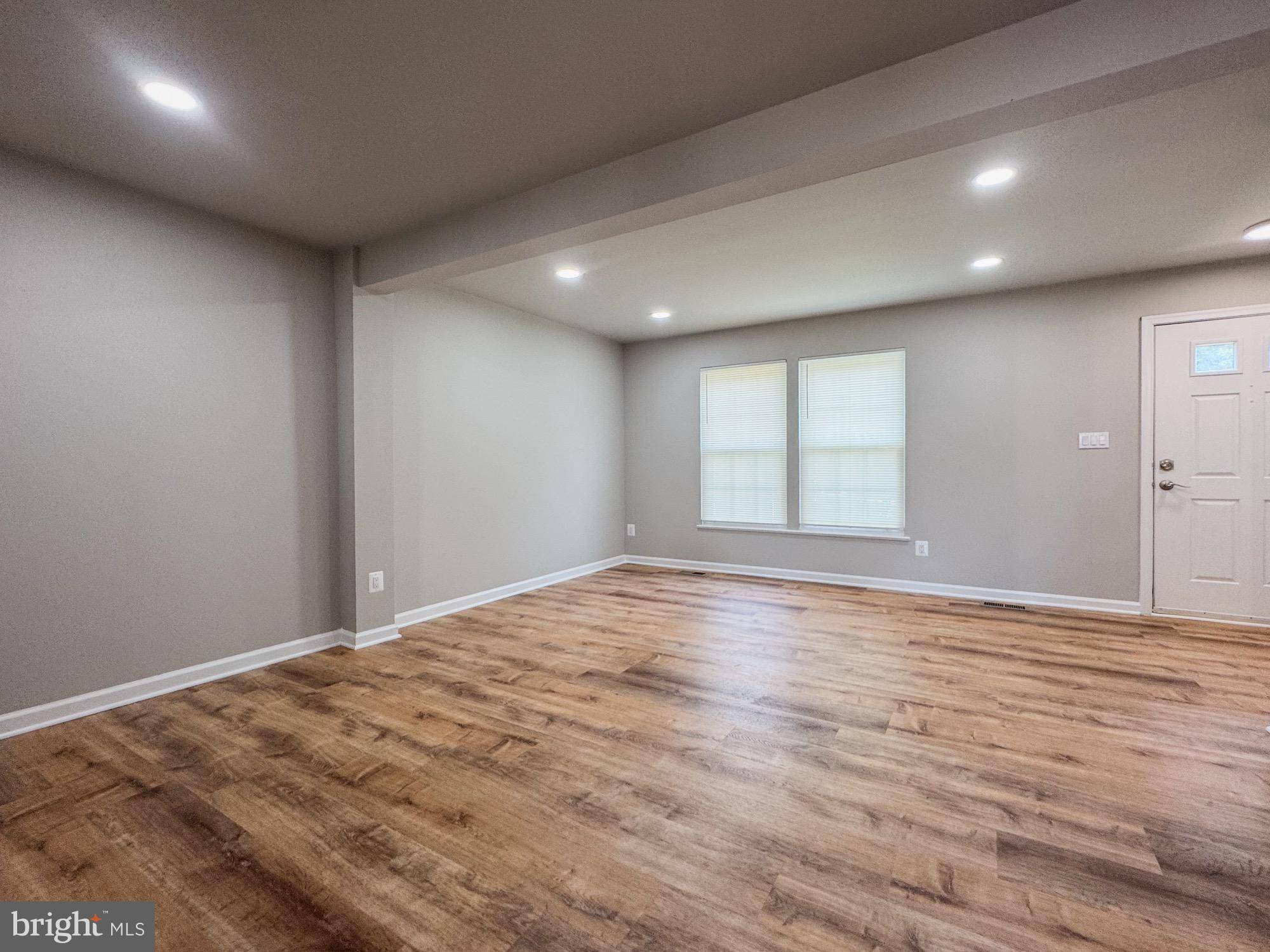 Centreville, VA 20121,6337 LITTLEFIELD CT