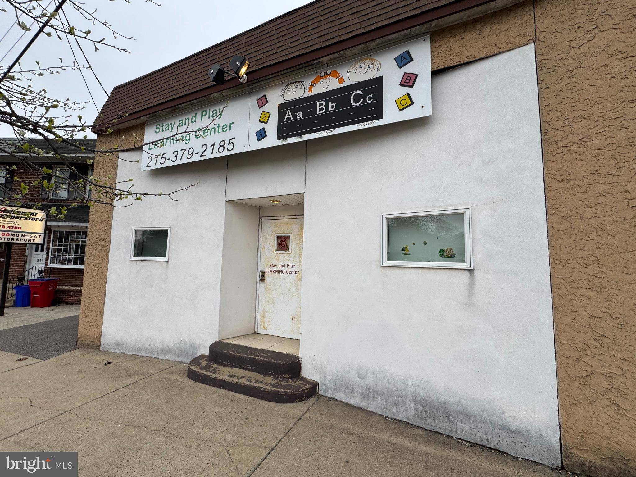 Jenkintown, PA 19046,805 HUNTINGDON PIKE