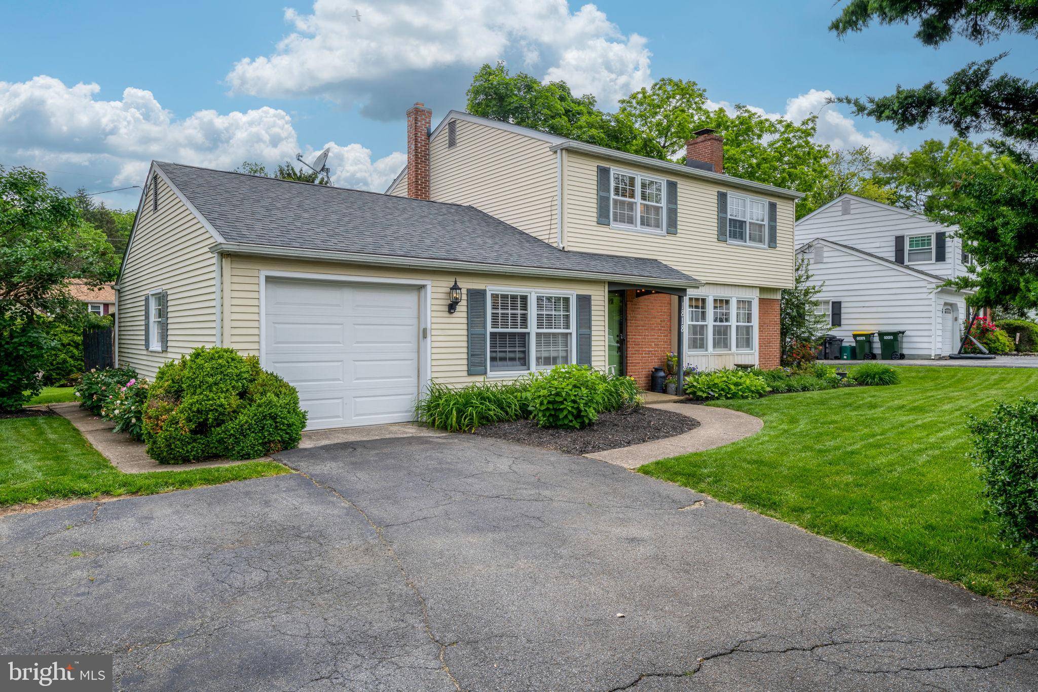 Lancaster, PA 17601,1818 LONGVIEW DR