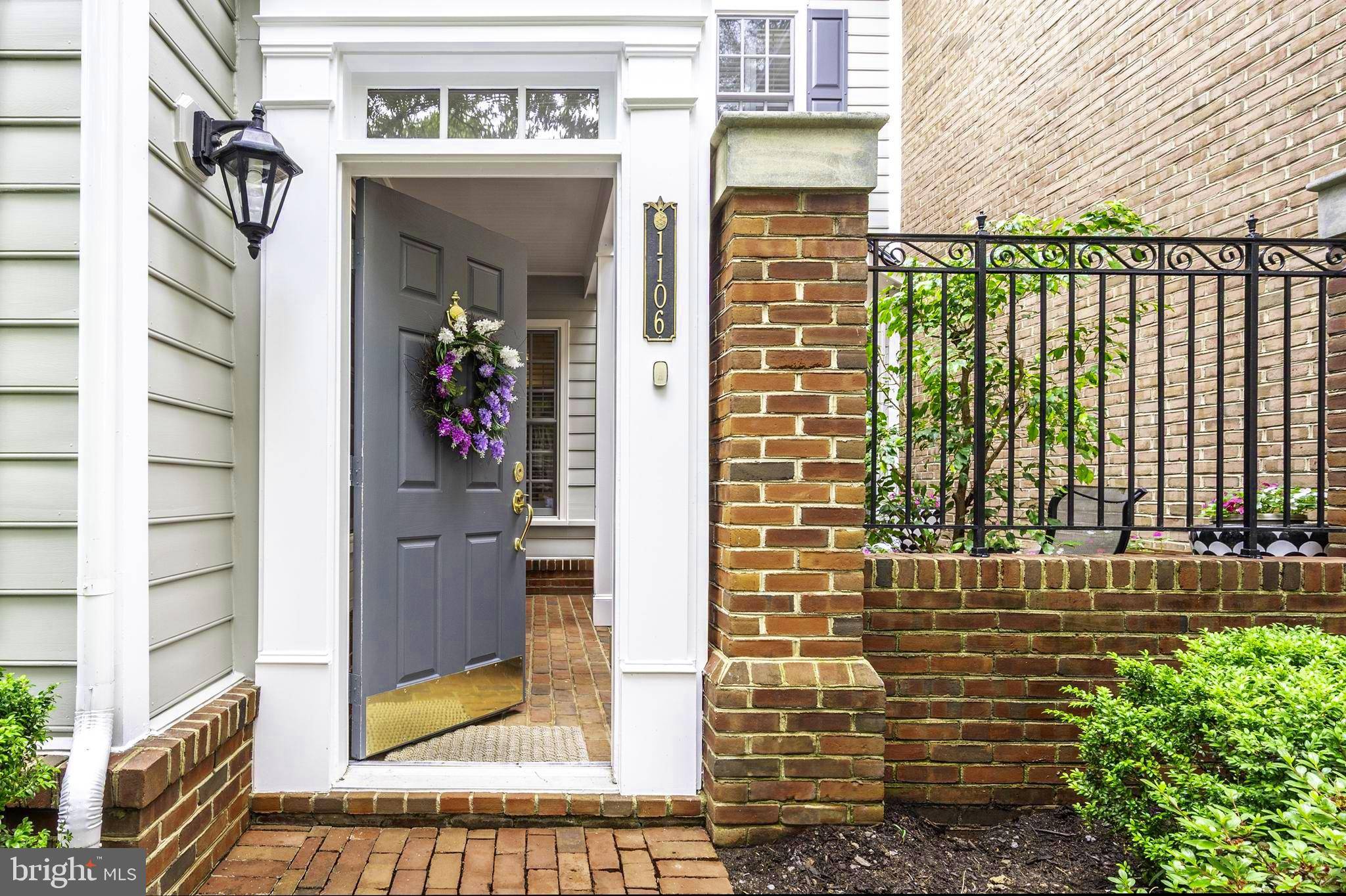 Alexandria, VA 22314,1106 ROUNDHOUSE LN